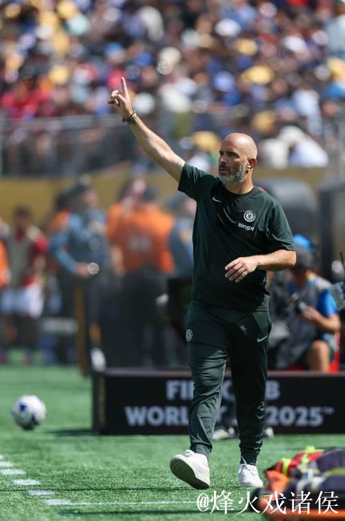 佐拉社媒祝贺切尔西夺冠:世界冠军干得太棒了马雷斯卡 佐拉社媒祝贺切尔西夺冠:世界冠军干得太棒了马雷斯卡