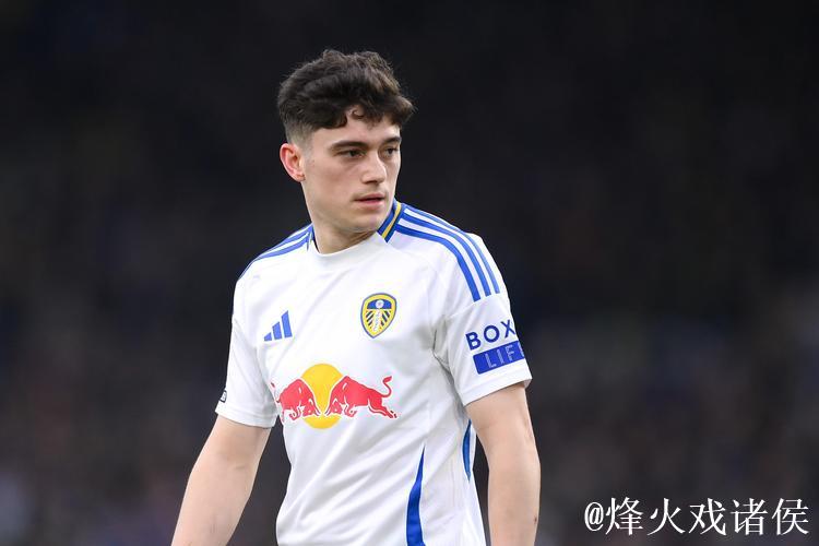 利兹联官方:球队与前锋丹尼尔·詹姆斯续约4年 利兹联官方:球队与前锋丹尼尔·詹姆斯续约4年