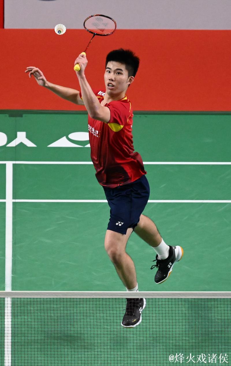 翁泓阳顺利过关 挺进羽毛球世锦赛男单第二轮